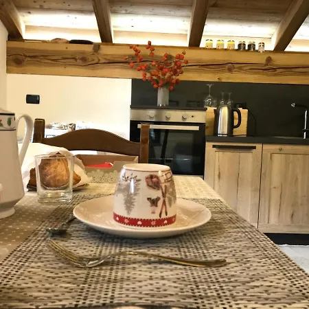 Au Coin Du Chateau-3